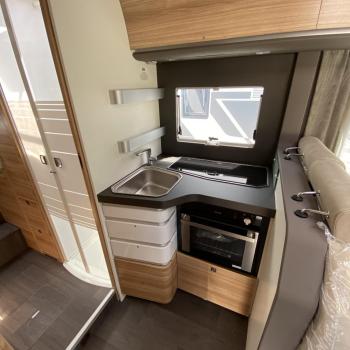 adria-sonic-plus-700sl-2.jpg